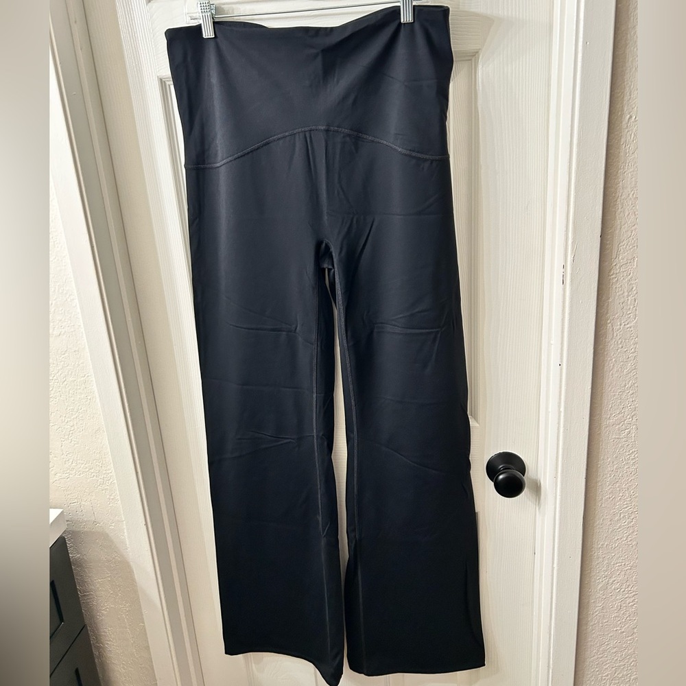 Spanx booty boost full length flare EUC 2x tall